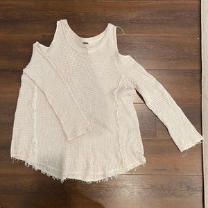 free people knit sweater. light beige. size medium.